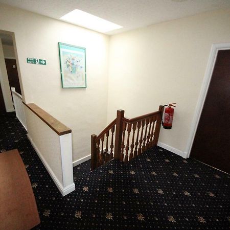 Avalon Guest House Leeds  Eksteriør billede