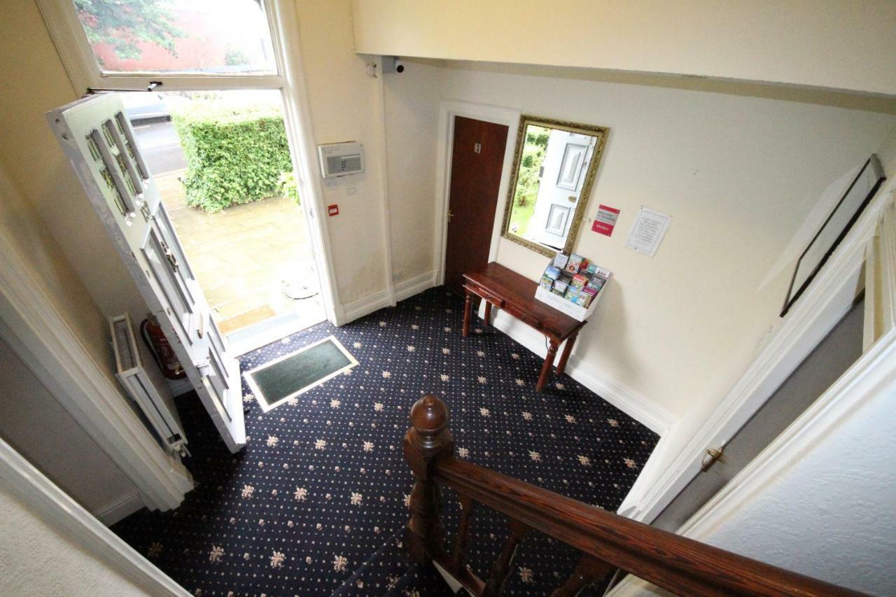 Avalon Guest House Leeds  Eksteriør billede