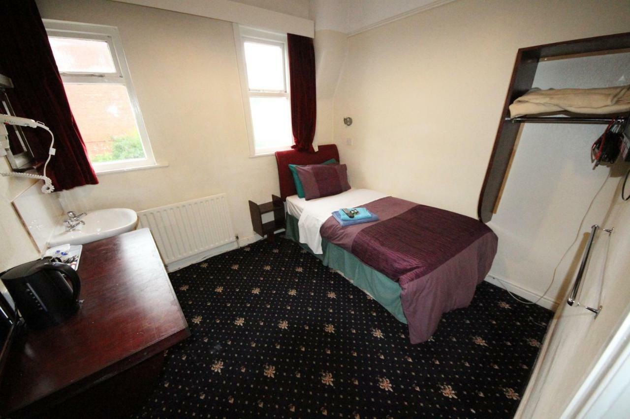 Avalon Guest House Leeds  Eksteriør billede